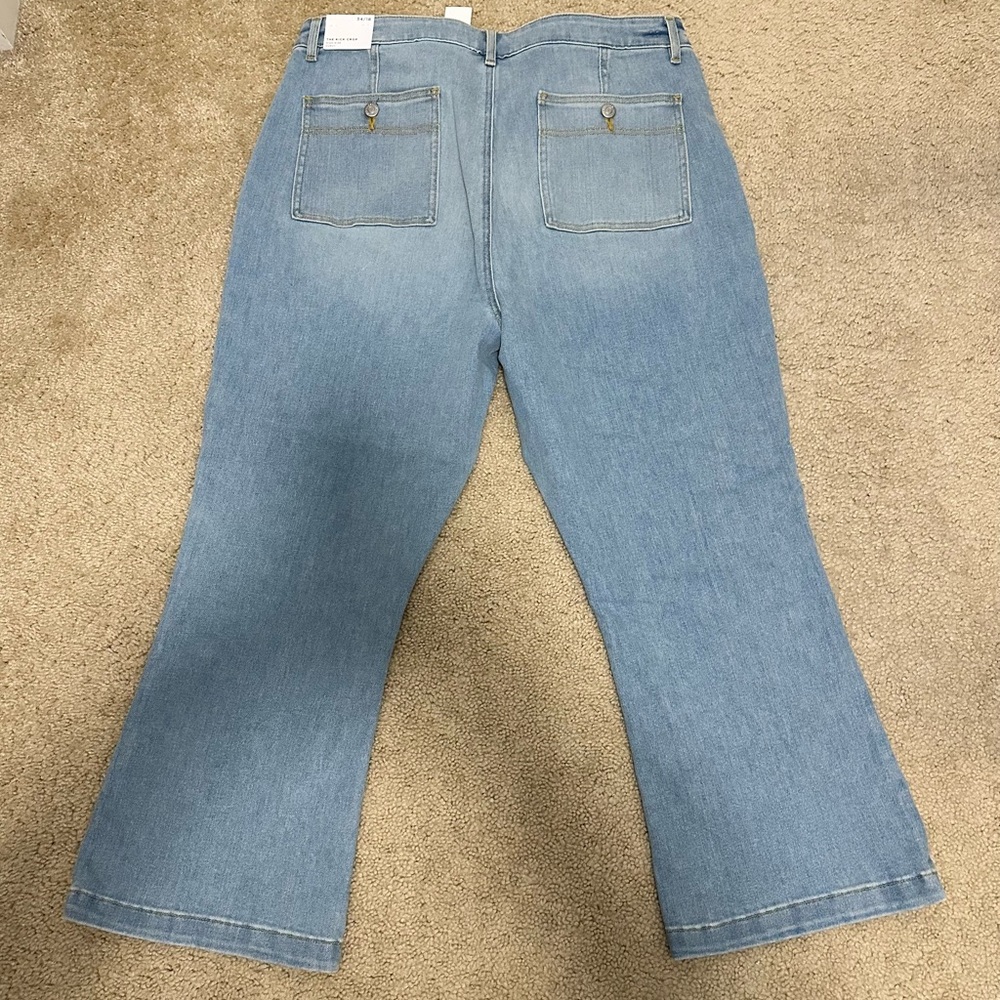 LOFT Curvy Patch Pocket Kick Crop Jeans In Bright Vintage Wash Size 18 NWT - Picture 3 of 13